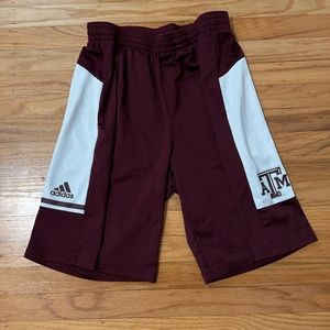 ADIDAS TEXAS A&M TAMU MAROON AND WHITE TRAINING SHORT SIZE S